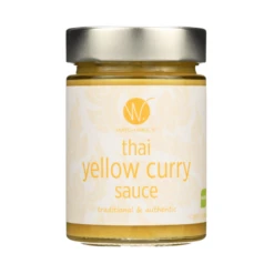 [Best Before: 08/08/24] Watcharee's Thai Yellow Curry Sauce, 9.8 Oz